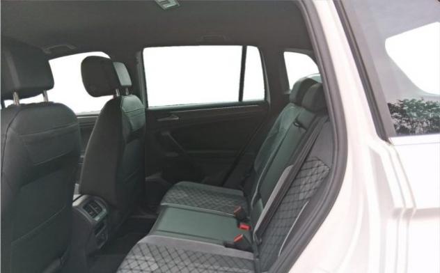 VOLKSWAGEN Tiguan 2.0 TDI 200 CV SCR DSG 4MOTION R-Line rif. 23917966 - Foto 9