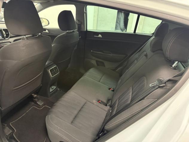 Kia Sportage 1.7 CRDI 2WD Urban - Foto 9