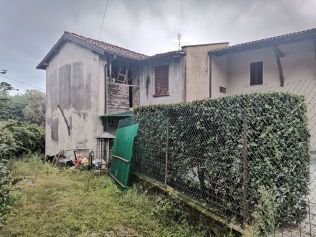 Cocquio Trevisago - casa semindipendente con giardino - Foto 2