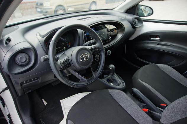 Toyota Aygo X Aygo X 1.0 VVT-i 72 CV 5 porte Active S-CVT - Foto 5