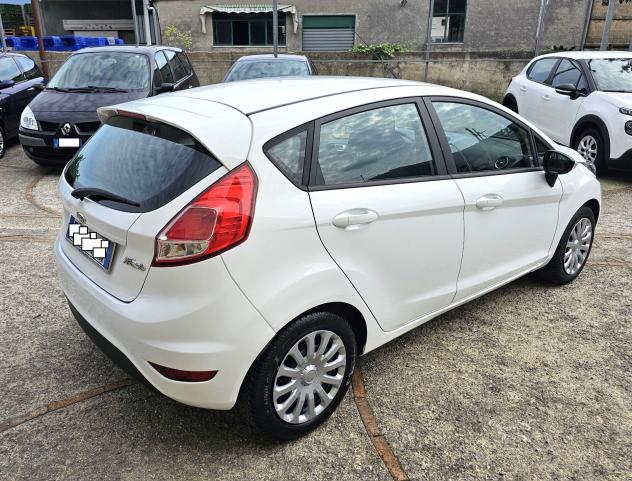 Fiesta 1.5 TDCI 75 CV TAGLIANDATA GARANZIA PERMUTE - Foto 7