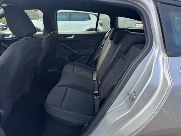 FORD Focus 1.0 EcoBoost Hybrid 155 CV Powershift SW ST-Line rif. 24153104 - Foto 9