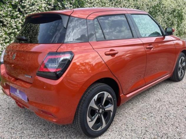 SUZUKI Swift 1.2 Hybrid Top rif. 20855981 - Foto 6
