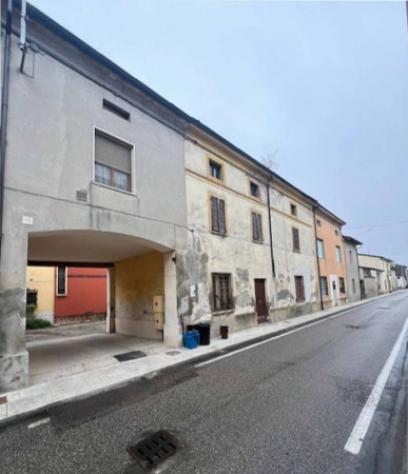 Immobile in asta di 182 m² con più di 5 locali in vendita a Tornata