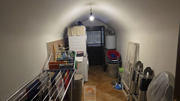CASA SEMINDIPENDENTE AL PIANO PRIMO - Foto 8
