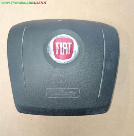 DISPOSITIVO AIR-BAG lato guida (versione con stemma a fondo rosso) SPINA VIOLA CENTRALE - 7354879960  Carrozzeria  Sicurezza  Airbag  Air-bag guidator