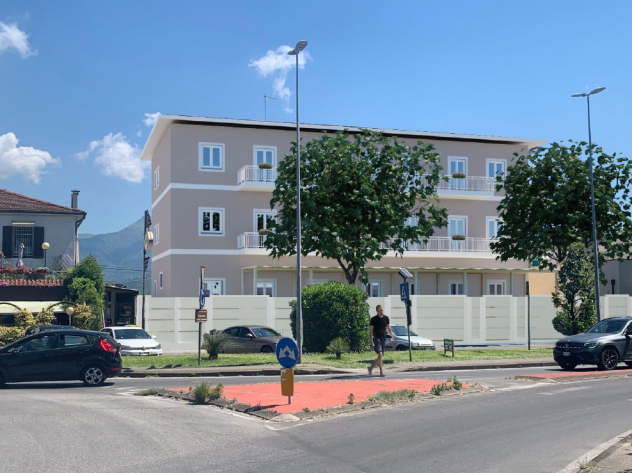appartamento in vendita a Camaiore in zona Lido di Camaiore