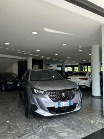 Peugeot 2008 PureTech 100 S&S Allure - Foto 3