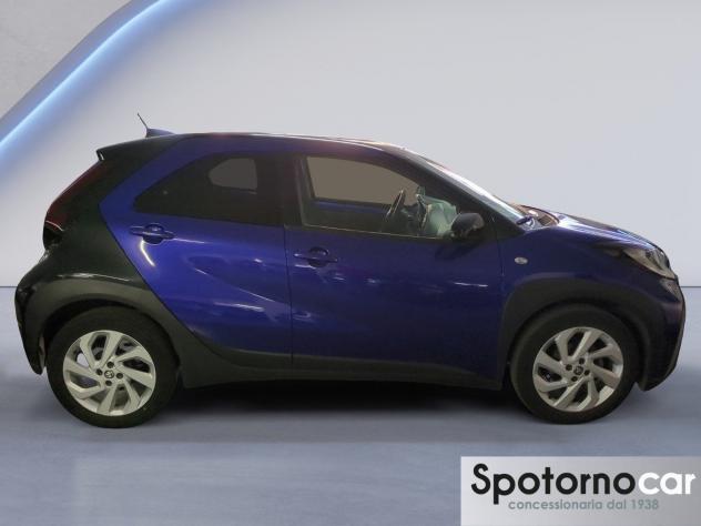 Toyota Aygo X 1.0B (72 CV) Trend - Foto 7