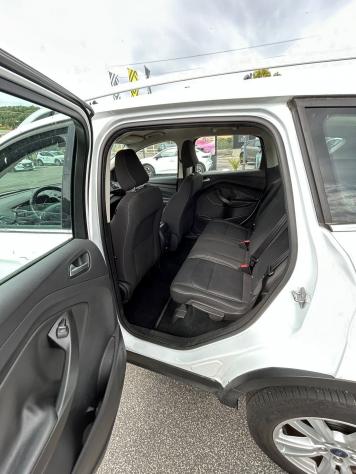 Ford Kuga 1.5 TDCi 120CV S&S 2WD Titanium - Foto 5