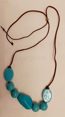 Collana etnica girocollo con cordoncino(a misura variabile ) perle vetrificate - Foto 4