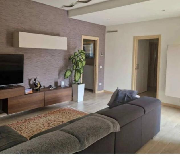 Immobile in asta di 241 m², box auto doppio in vendita a Senago - Foto 7