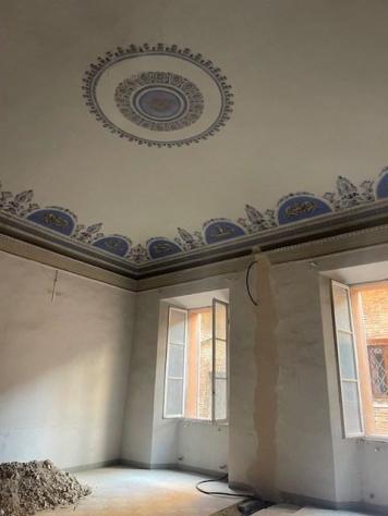 APPARTAMENTO DA RISTRUTTURARE - Foto 2