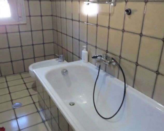 4126 Tricamere biservizi non arredato zona ospedale - Foto 9