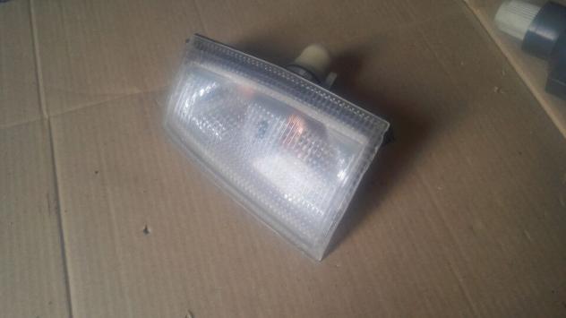 Freccia anteriore Sinistra / SX FIAT CROMA 1 / prima Serie