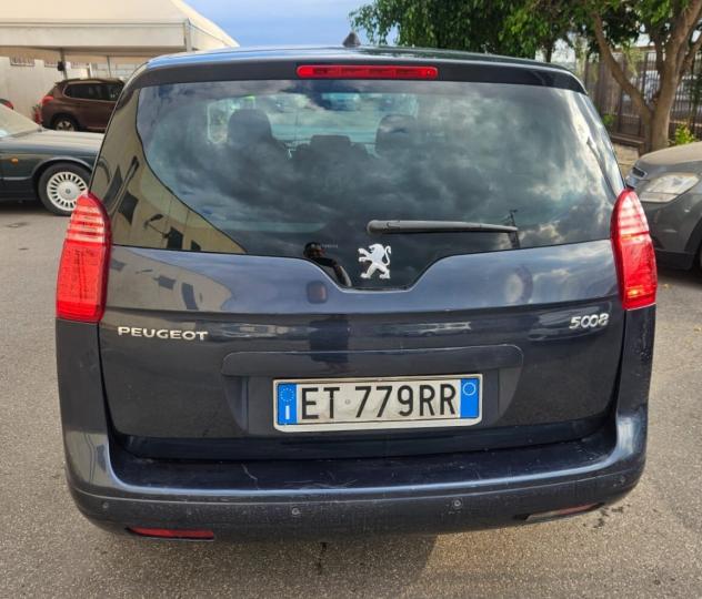 Peugeot 5008 1.6 HDi 115CV Business - Foto 6