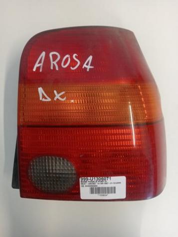 BASE FANALE POST.D. 999-U1306071 Parti elettriche  Fanaleria  Fanali  Fanale post. dx. SEAT - AROSA - 01-06-1997 - 01-12-2005