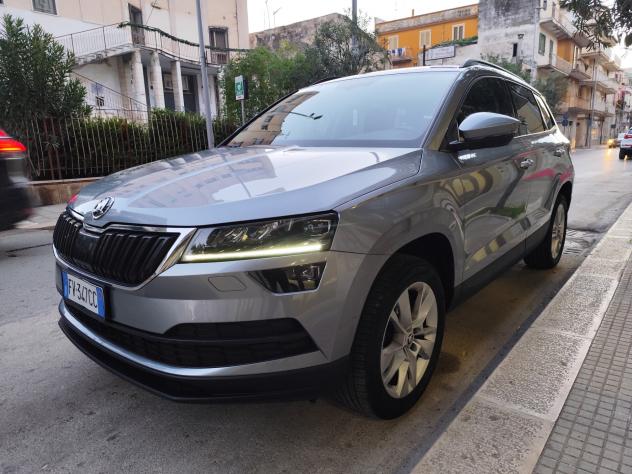 Skoda Karoq 1.6 TDI 115CV DIESEL DSG NAVI - Foto 3
