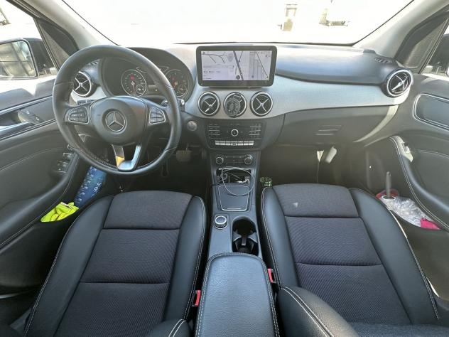 Mercedes-Benz Classe B B 200 d Automatic Business Plus - Foto 10