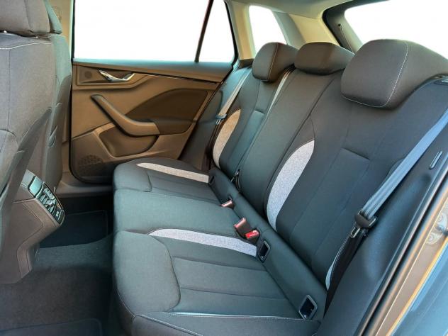 Škoda Kamiq 1.5 tsi 130 Edition 150cv dsg - Foto 9