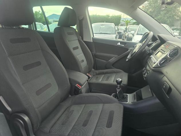 Volkswagen Tiguan 2.0 16V TDI DPF Sport & Style (18) - Foto 8