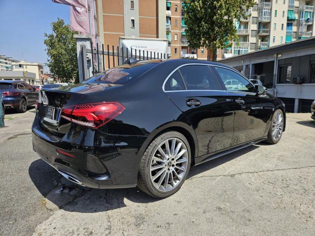 Mercedes-Benz Classe A Berlina A 180 d Automatic Premium AMG - Foto 4
