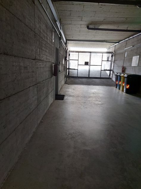 Garage in Viale Mazzini a pochi metri dalla stazione e dalla spiaggia - Foto 4