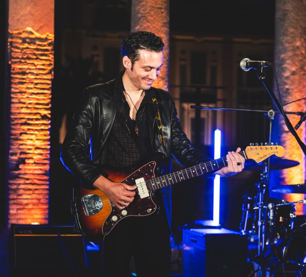 Insegnante di Chitarra (Studio Privato) Casal Monastero