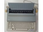 MACCHINA PER SCRIVERE OLIVETTI