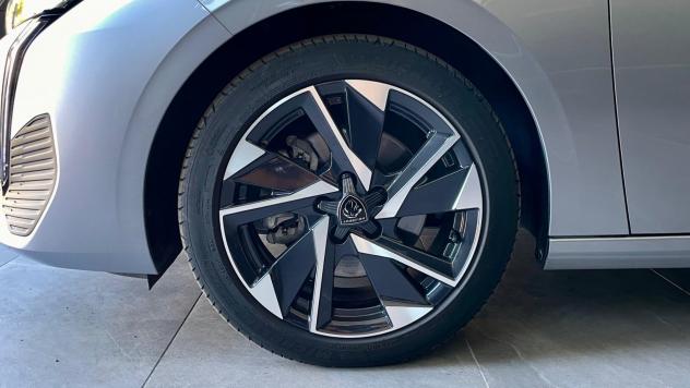 PEUGEOT 308 1.5 BLUEHDI ALLURE PACK 131CV - FULLE LED, VIRTUAL COCKPIT, NEOPATENTATI - Foto 4
