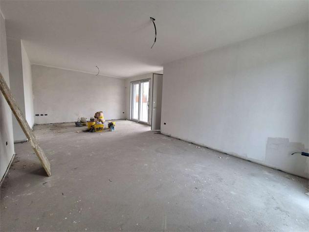 V005396 - ESCLUSIVO QUADRILOCALE CON TERRAZZO ABITABILE E GARAGE DOPPIO ! - Foto 9