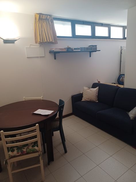 Dal 1 gennaio camera+ bagno+ cucina siena via sicilia 3343432064 - Foto 2