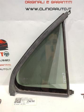 VETRO FISSO POSTERIORE SX KIA Sorento 1° Serie 83562-3E000 D4CB (0206) - Foto 3