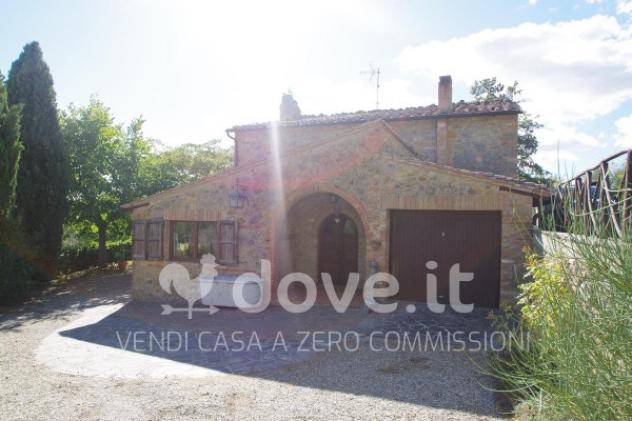 Rustico / Casale di 285 m² con più di 5 locali in vendita a Montepulciano - Foto 3
