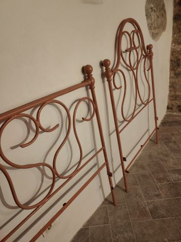 2 testiere in ferro per letto a Roccalbegna (Grosseto) - Foto 2
