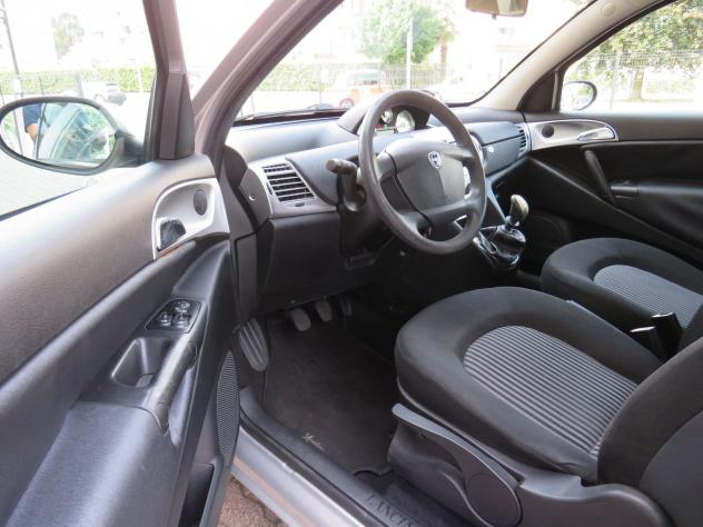 Lancia Ypsilon 1.2 8v 60cv Oro ( 5 posti ) - Foto 7