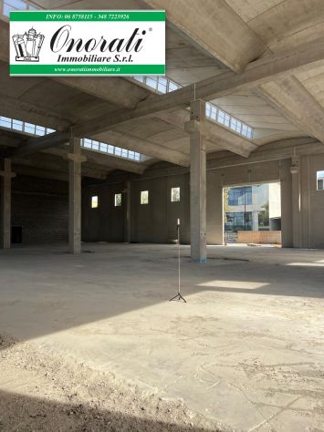 A-1042 CAPANNONE MQ. 2.000 MONTEROTONDO (RM) - Foto 6