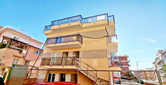 VG28 Appartamento/attico con terrazza e bax - Foto 4