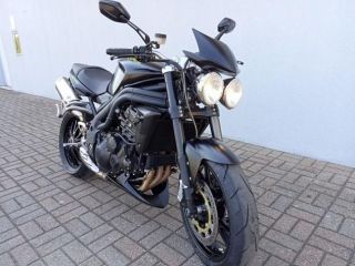 Triumph Speed Triple 1050 null