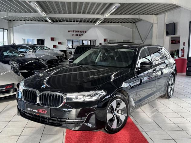 BMW Serie 5 520 d TOURING BUSINESS LED NAVI VIRTUAL APPLE ASSIST - Foto 3
