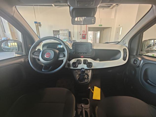 FIAT Panda Panda 1.0 FireFly S&S Hybrid Pandina - Km0** - Foto 8