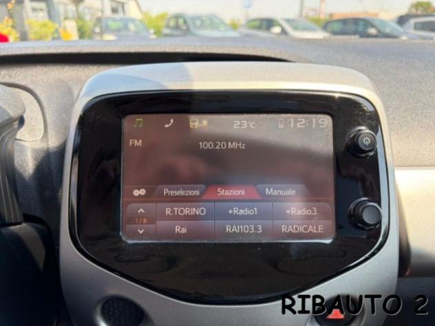 TOYOTA Aygo 1.0 VVT-i 69 CV 3 porte x-clusiv rif. 23899868 - Foto 9