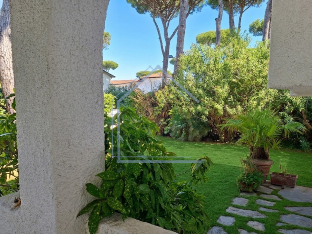 Villetta bifamiliare in vendita a Lido di Camaiore - Camaiore 220 mq Rif: 1406495 - Foto 4