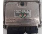 Volkswagen Golf 1.4 16 valvole centralina motore 06A906032MJ