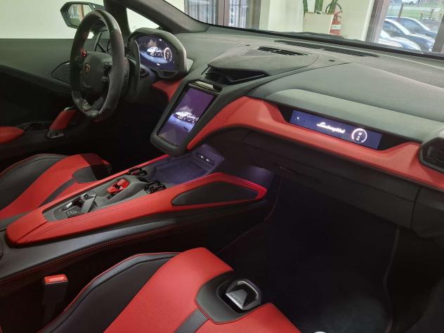 Lamborghini Temerario 4.0 V8 hpev - Foto 6