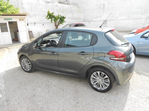 Peugeot 208 BlueHDi 75 5 porte Allure - Foto 4