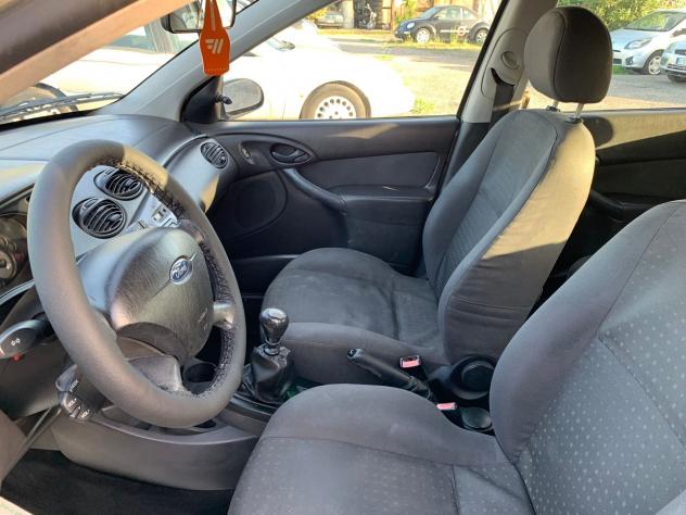 Ford Focus 1.8 TDCi (100CV) 5p. Unico Proprietario - Foto 5