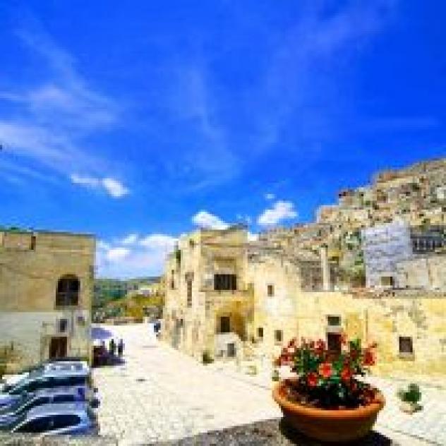 B&B Sassolino