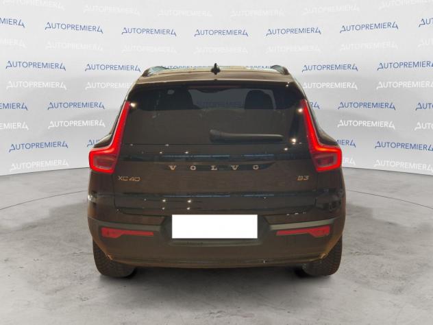 Volvo XC40 B3 automatico Plus Dark - Foto 5