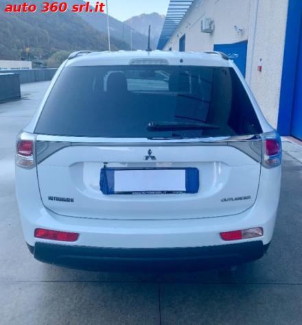 MITSUBISHI Outlander 2.2 DI-D 4WD AUT. 7p. DISTRIBUZIONE NUOVA rif. 23741004 - Foto 3